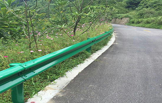 鐵藝道路護欄應該怎么挑選